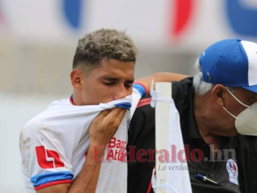 El abrazo entre Troglio y Vázquez y la bronca de Rubilio: las imágenes que dejó el Olimpia-Motagua