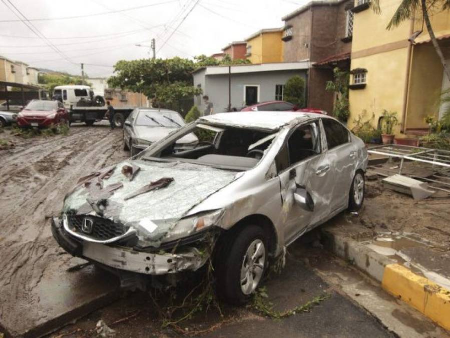 Muerte y destrucción deja el paso de la tormenta Amanda por El Salvador