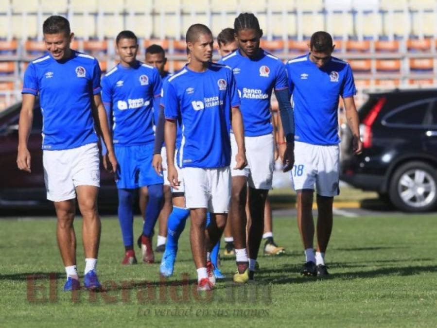 FOTOS: Concentrado y pensando en coronarse el domingo, así entrenó el Olimpia de Troglio