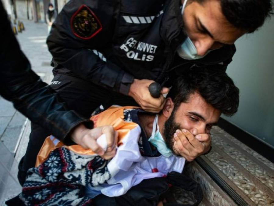 Con protestas y detenidos, así celebró el mundo el Día del Trabajador (FOTOS)