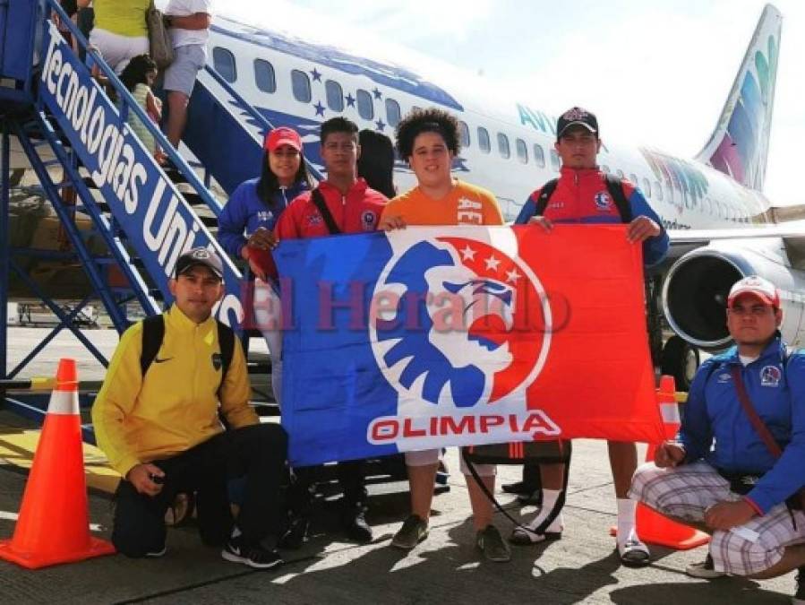 Así llegaron los aficionados de Olimpia a Roatán para presenciar el partido de octavos