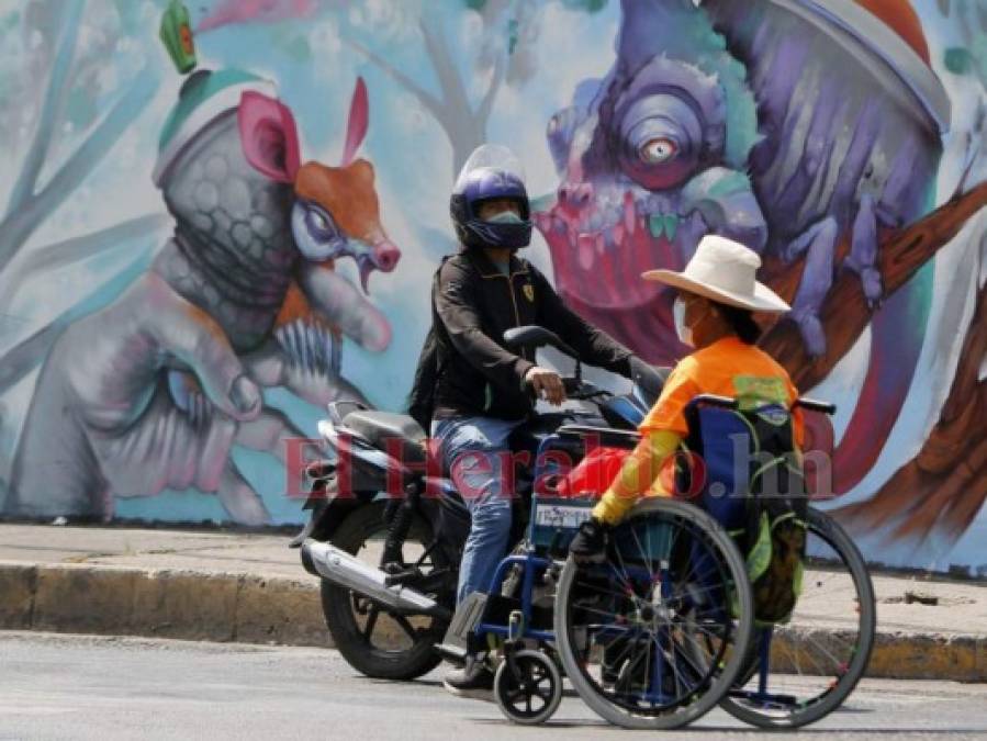 FOTOS: En día no autorizado, capitalinos salen a las calles y desafían al Covid-19