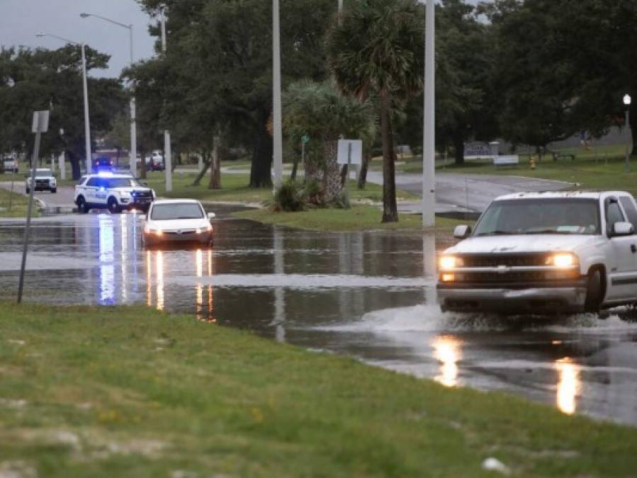 Imágenes impactantes: Evacuaciones y miedo en Luisiana tras la llegada del huracán Ida