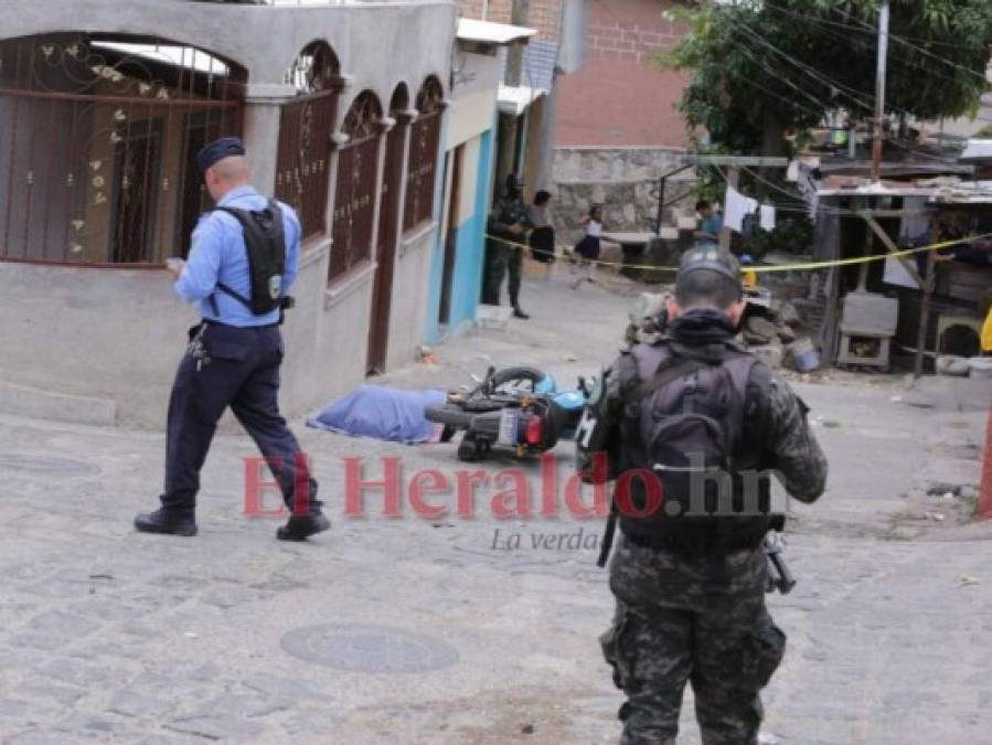 FOTOS: Escena donde asesinaron a motociclista en la colonia 3 de Mayo