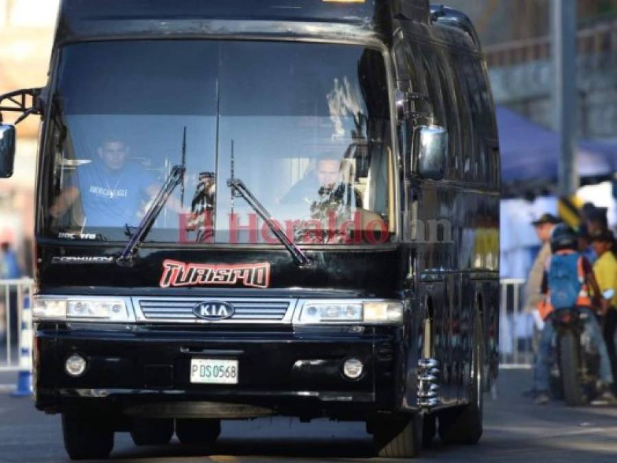 FOTOS: Así fue la llegada de Puerto Rico al Estadio Nacional de Tegucigalpa