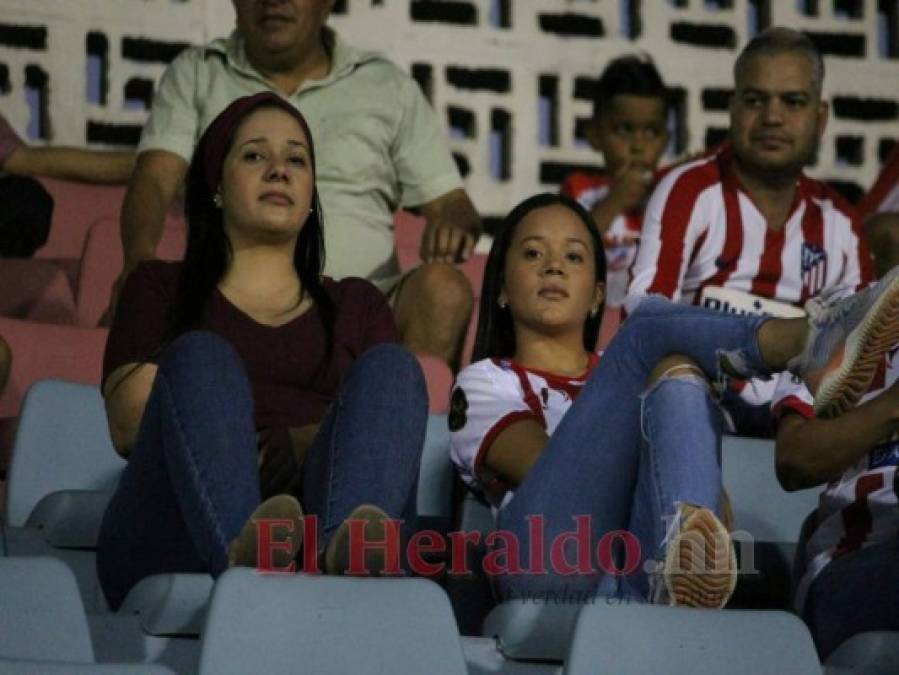 FOTOS: Presencia femenina en la jornada 8 de la Liga Nacional