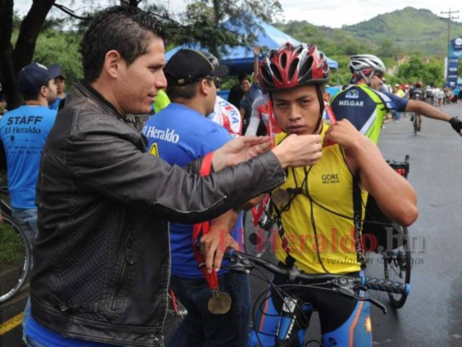 FOTOS: 10 datos de la historia de la Vuelta Ciclística de EL HERALDO