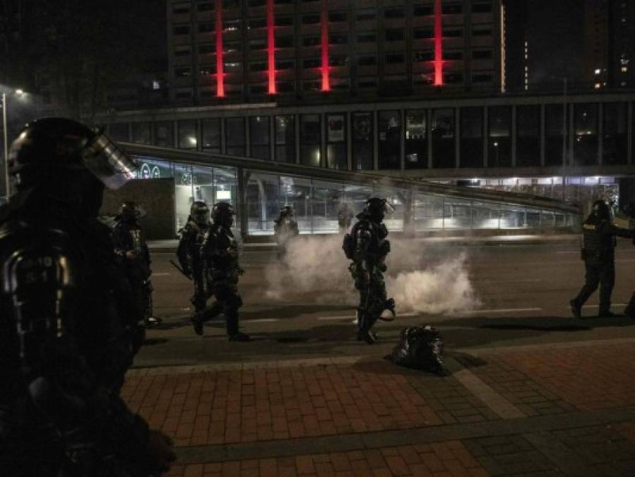 Más protestas por abusos policiales en Colombia; gobierno pide perdón (FOTOS)  