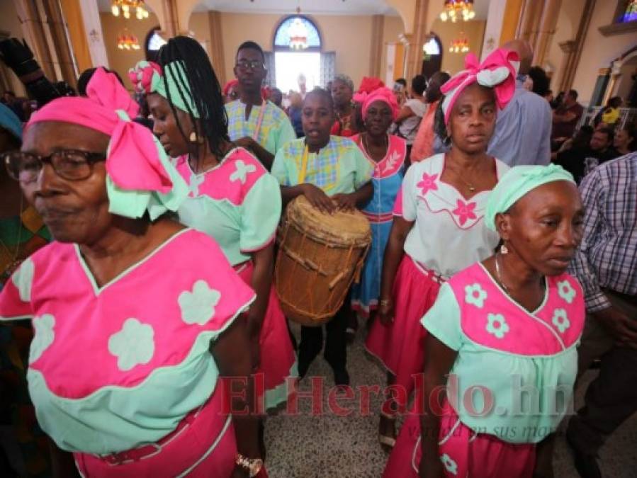 FOTOS: Así rindió honor la Pastoral Garífuna a la Virgen de Suyapa