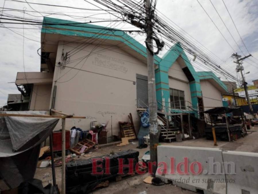 FOTOS: Habilitarán triaje en antiguo centro comercial de la Mayangle