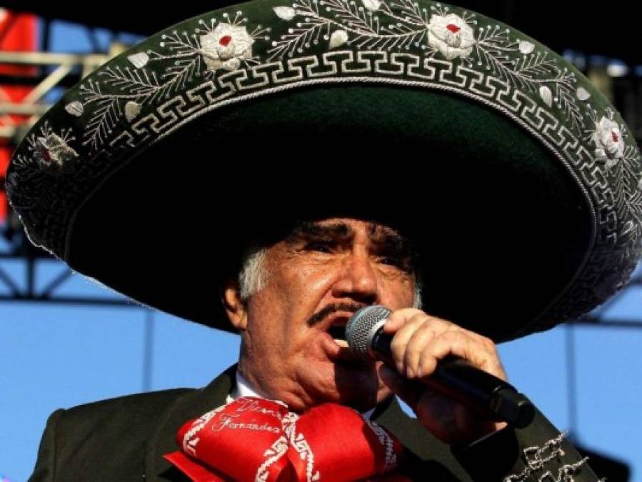 Con lágrimas y serenata al lado de la Virgen de Guadalupe : así despidieron a Vicente Fernández, el ídolo de las rancheras