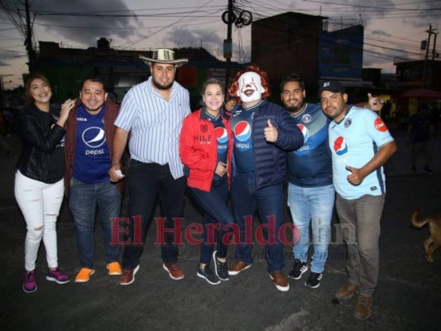 Mascotas y máscaras, las fotos más curiosas de la final Motagua-Saprissa