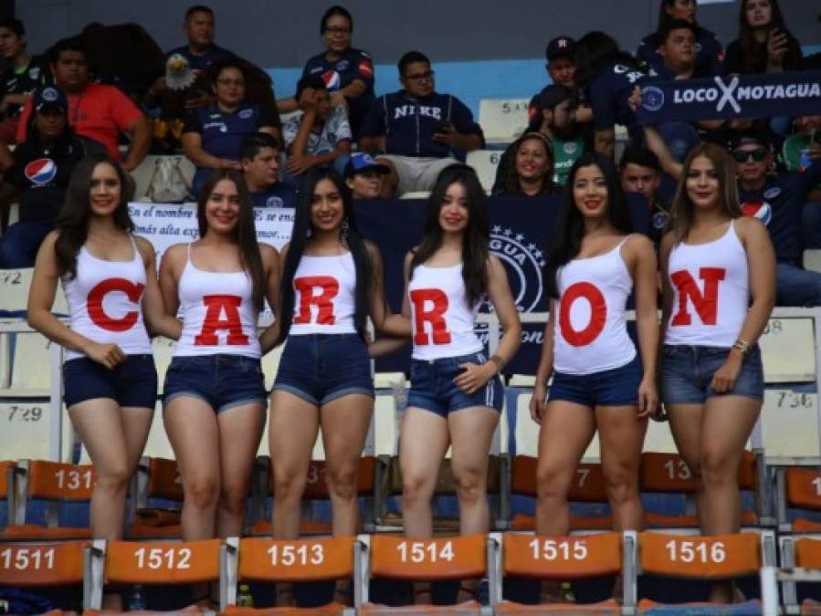 Bellezas en el Nacional: Guapas hondureñas en el Motagua vs Marathón