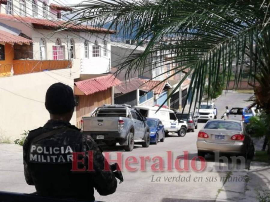 FOTOS: La misteriosa muerte de dos presuntos delincuentes dentro de casa en la Centroamérica