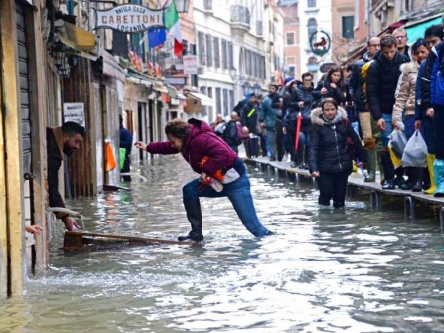 FOTOS: Así es el día a día en Venecia luego de históricas inundaciones