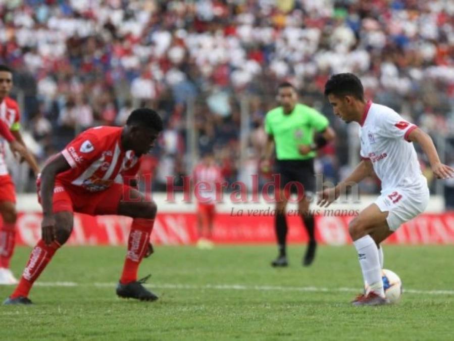 Hermosas mujeres, el show de la Ultra y 'Bolillo' con Quioto: Lo que no se miró en el Olimpia vs. Vida