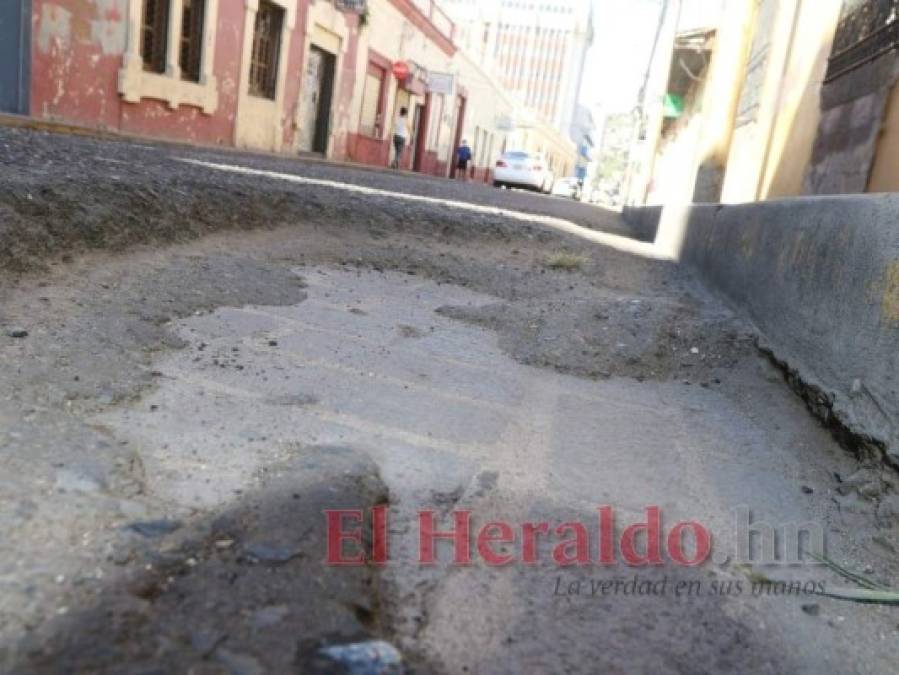 Destrucción, daños y olvido opacan la belleza del casco histórico de Tegucigalpa (Fotos)