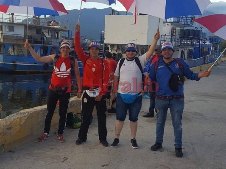 Así llegaron los aficionados de Olimpia a Roatán para presenciar el partido de octavos