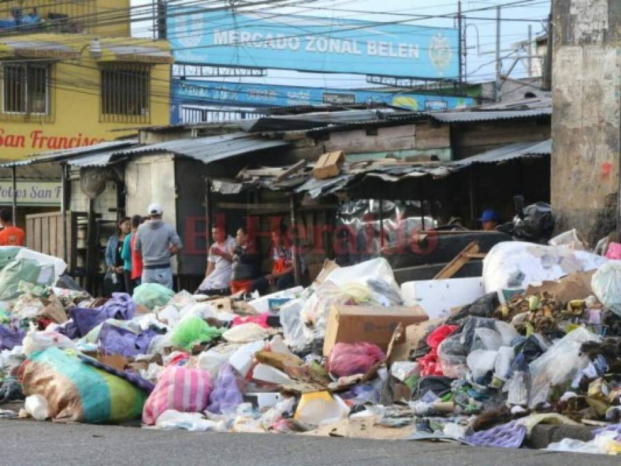 Más de 100 toneladas de basura dejó la Navidad en las calles capitalinas