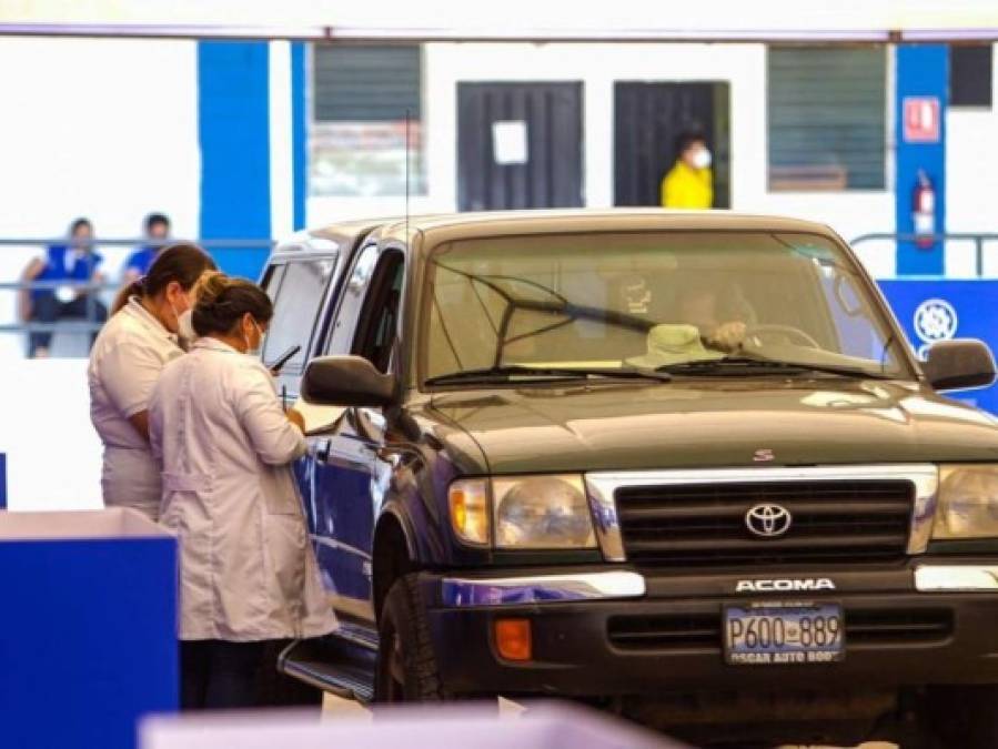 Así son los centros de vacunación por autoservicio habilitados en El Salvador (FOTOS)