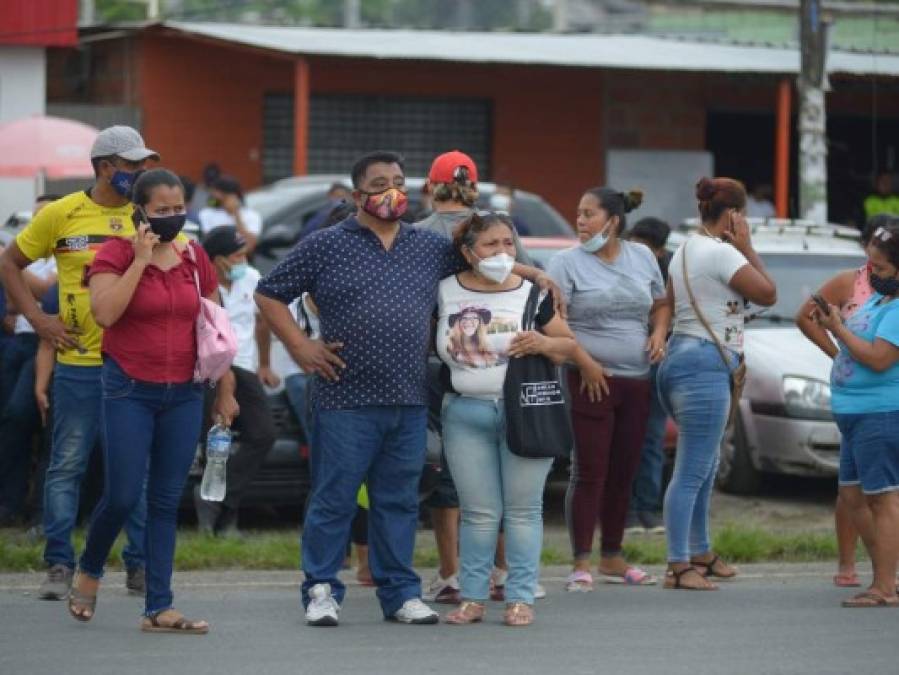 79 muertos, desconsuelo y luto dejan amotinamientos en Ecuador