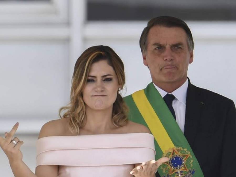La Primera Dama de Brasil y su lenguaje de señas durante toma de posesión