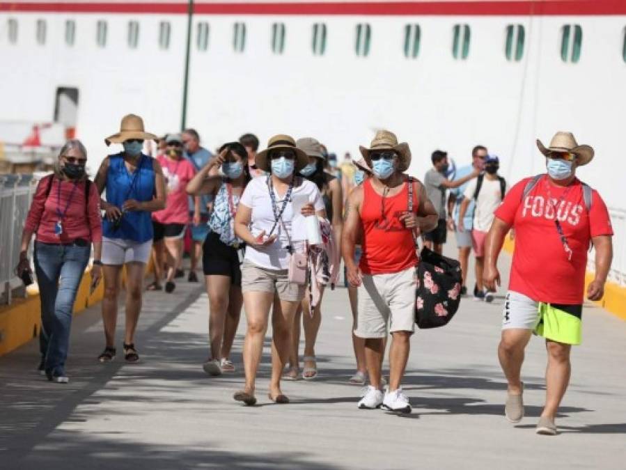 Así fue el arribo del imponente crucero 'Carnival Vista' a Roatán