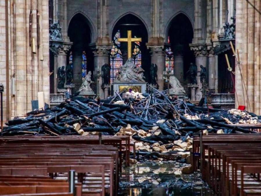 Así quedó la catedral de Notre Dame después del incendio