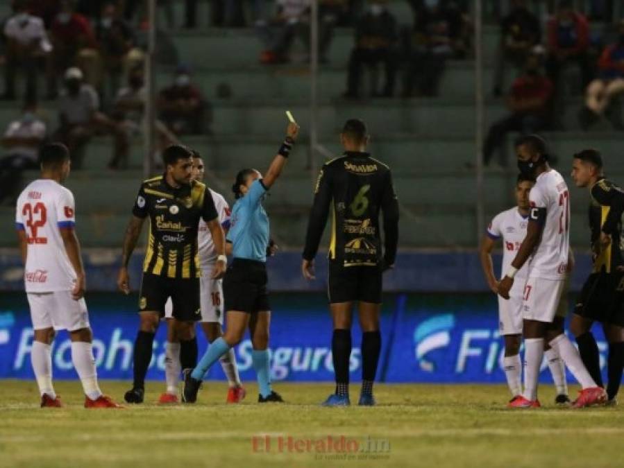 Las mejores fotos del empate entre Olimpia y Real España en el Estadio Nacional