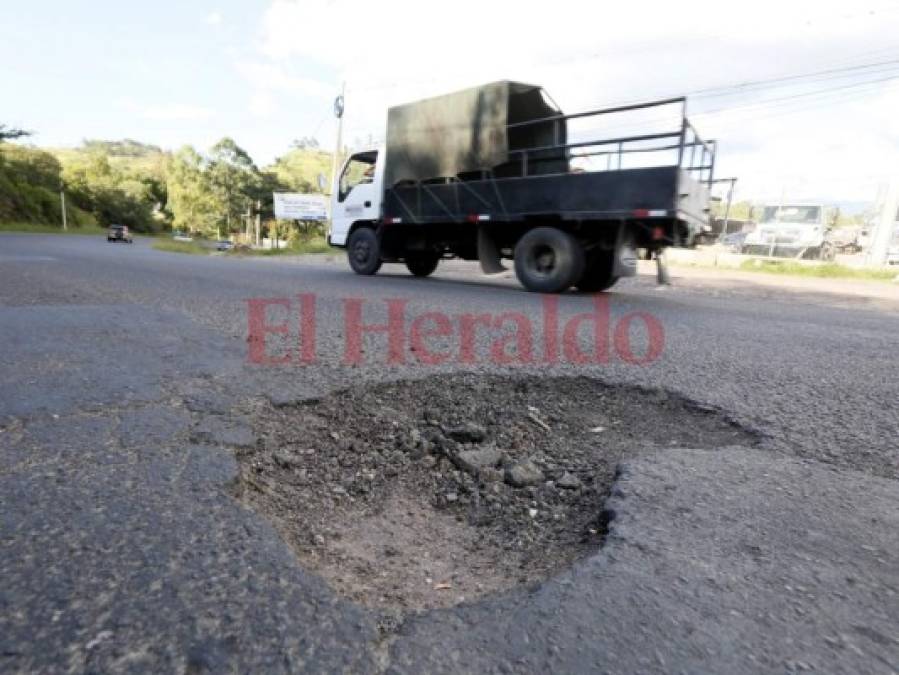 Fotos: Aún con el bacheo, carretera hacia Olancho está propensa a seguir en mal estado
