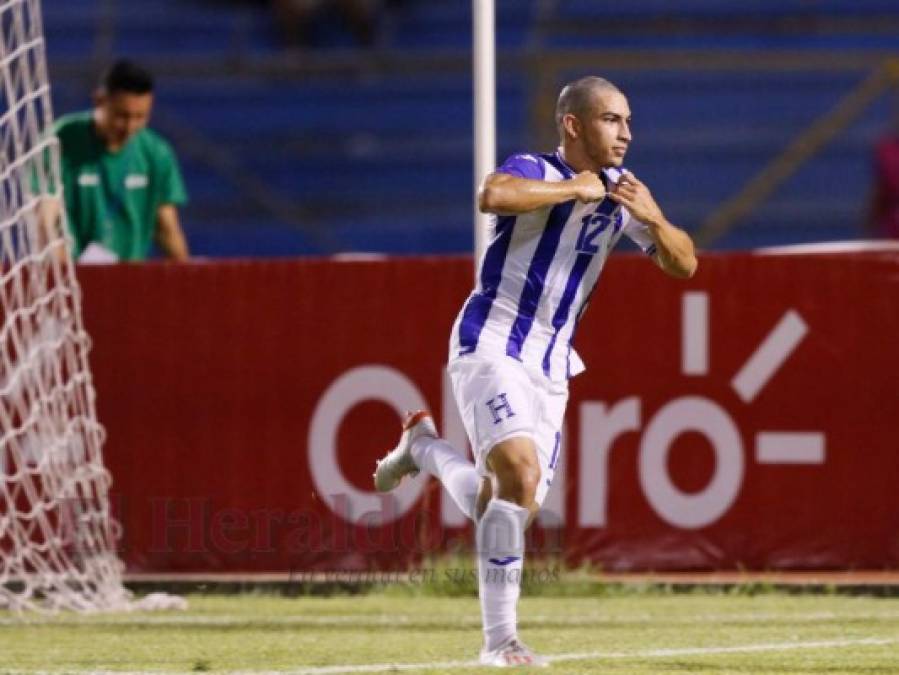 FOTOS: Así fue la eufórica celebración de Jonathan Rubio tras anotarle a Chile