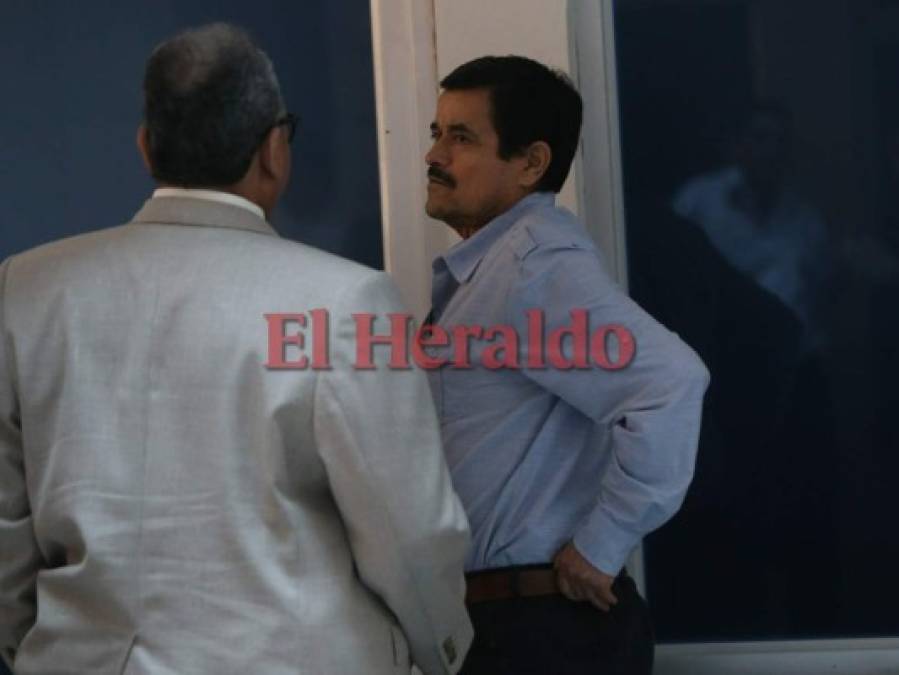 Demacrado llega el exministro Alejandro Ventura a los Tribunales de justicia