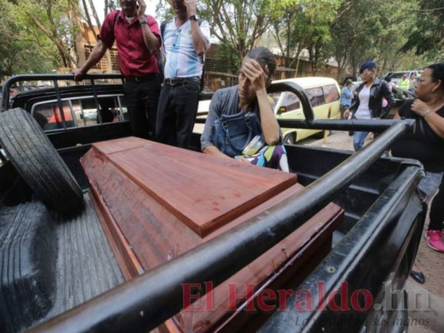 Cinco días después, retiran cuerpos de hermanas que murieron en incendio en Agua Blanca