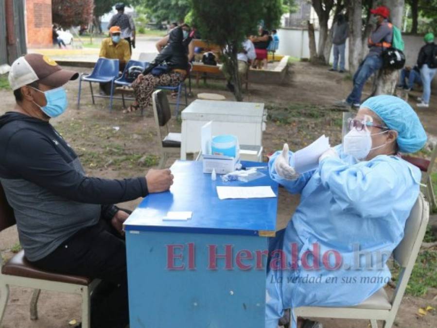 FOTOS: Insumos que el IHSS compró y sigue esperando en plena pandemia