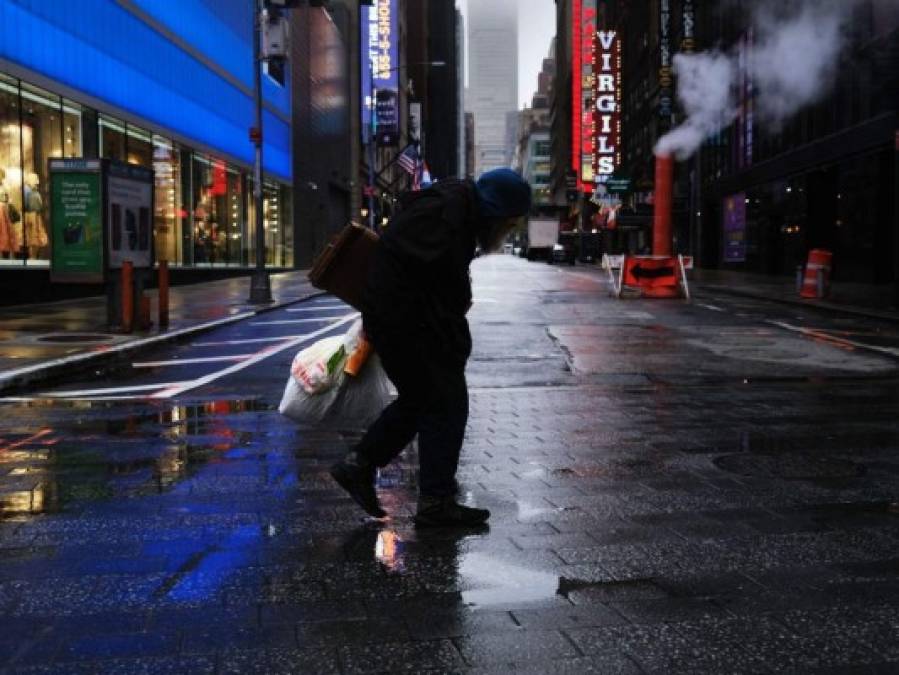 FOTOS: Más de 10,000 muertos por coronavirus en Nueva York, pero 'lo peor ya pasó'