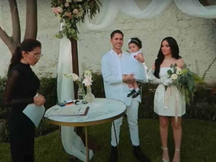 FOTOS: Así fue la boda civil de Kimberly Loaiza y Juan de Dios Pantoja