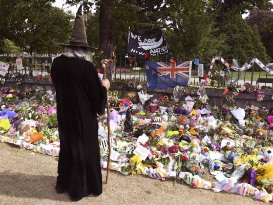 Las tristes imágenes del entierro masivo de las víctimas de la masacre en Nueva Zelanda