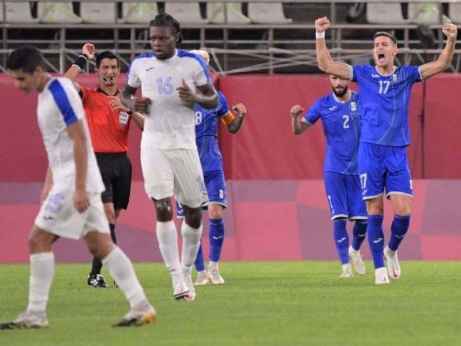 Lo que no se vio en la derrota 1-0 de Honduras frente a Rumania (Fotos)