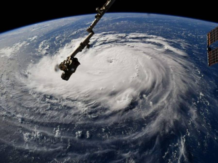 FOTOS: Impresionantes imágenes del huracán Florence desde el espacio