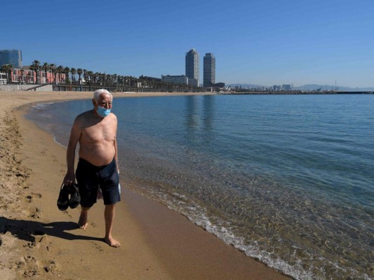 FOTOS: España lucha contra la pandemia mientras busca salir del encierro y reactivar la economía