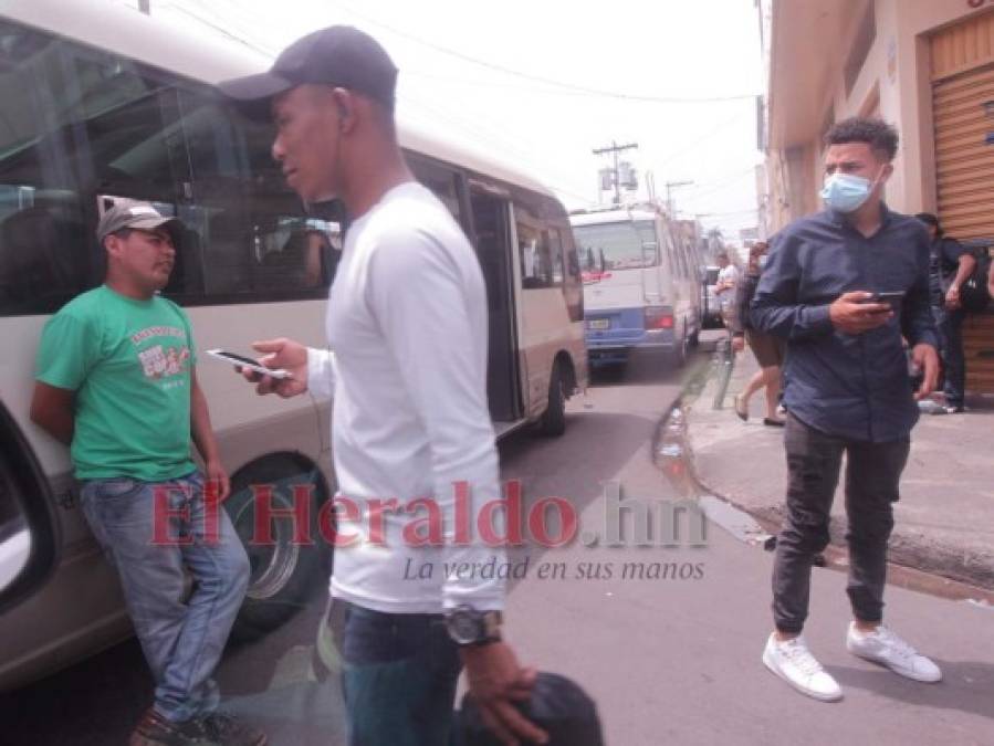 Con aglomeración y sin bioseguridad operan mercados capitalinos (FOTOS)