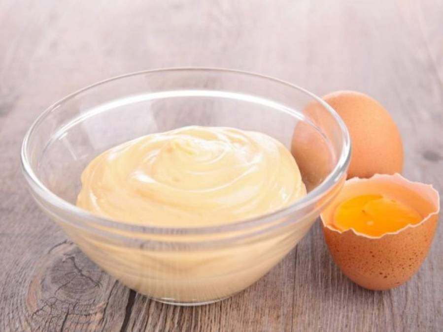 Más brillo y adiós puntas abiertas: beneficios de la mayonesa para el cabello  