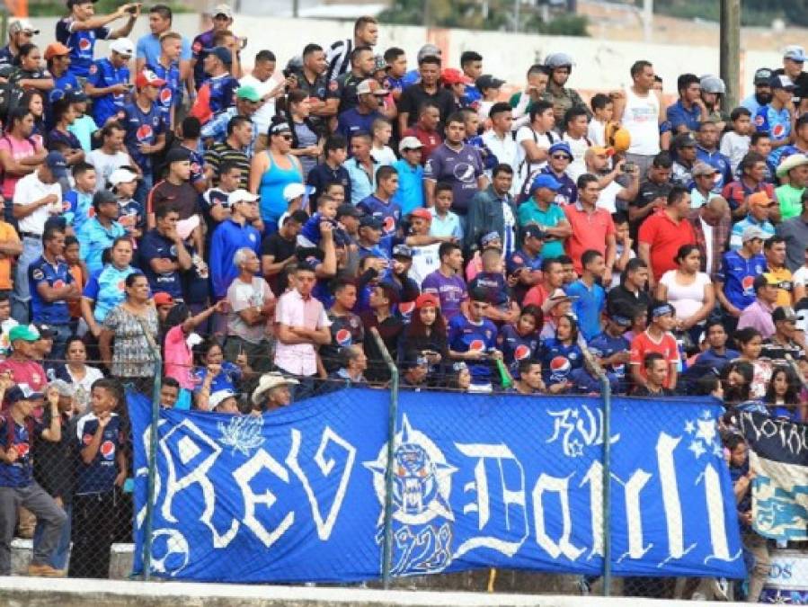 FOTOS: Danlí se viste de azul para recibir a Motagua vs Real de Minas en el Estadio Marcelo Tinoco