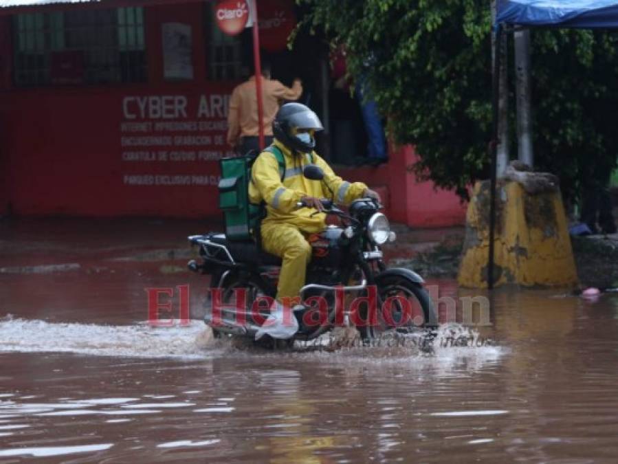 Inundaciones, deslizamientos y caos: semana de lluvias en la capital