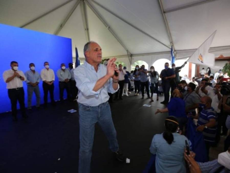 'Tito' Asfura lanza su precandidatura presidencial y promete unidad (FOTOS)