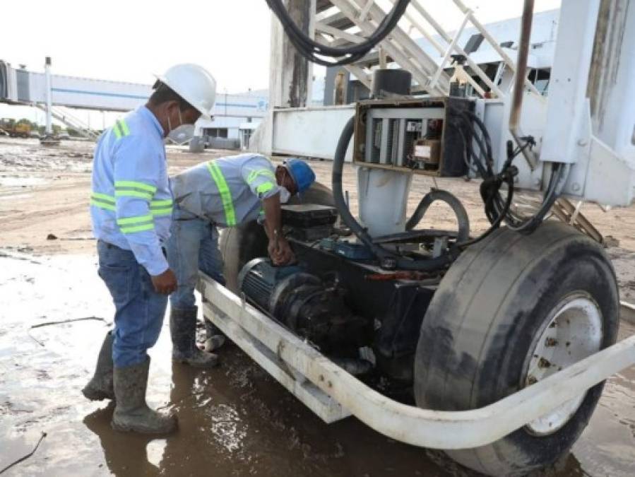 Así avanzan las labores de restauración y limpieza en el aeropuerto Villeda Morales