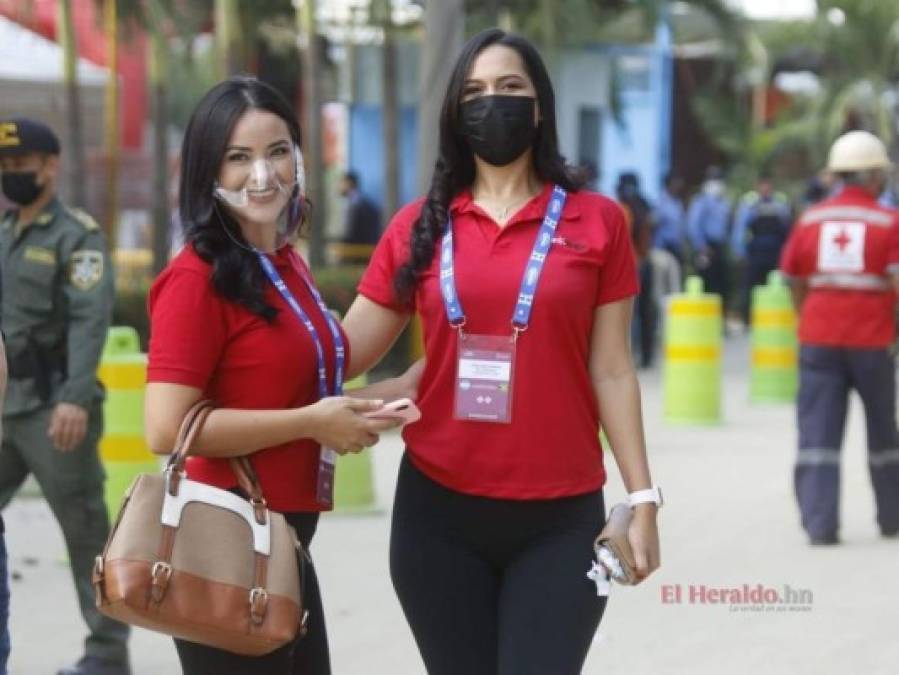 El ambiente en el estadio Olímpico previo al Honduras-Jamaica