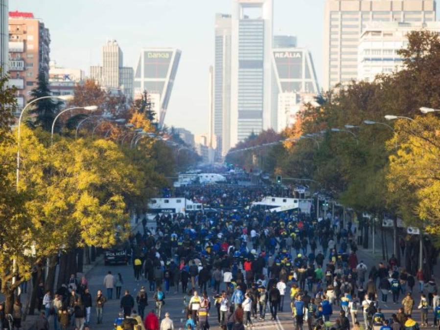 FOTOS: Ambientazo en el Santiago Bernabéu para la final River vs Boca Juniors en Madrid