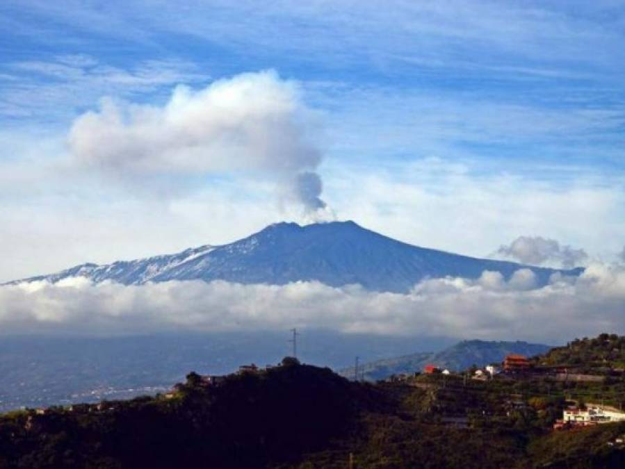 10 volcanes que han hecho erupción en el mundo