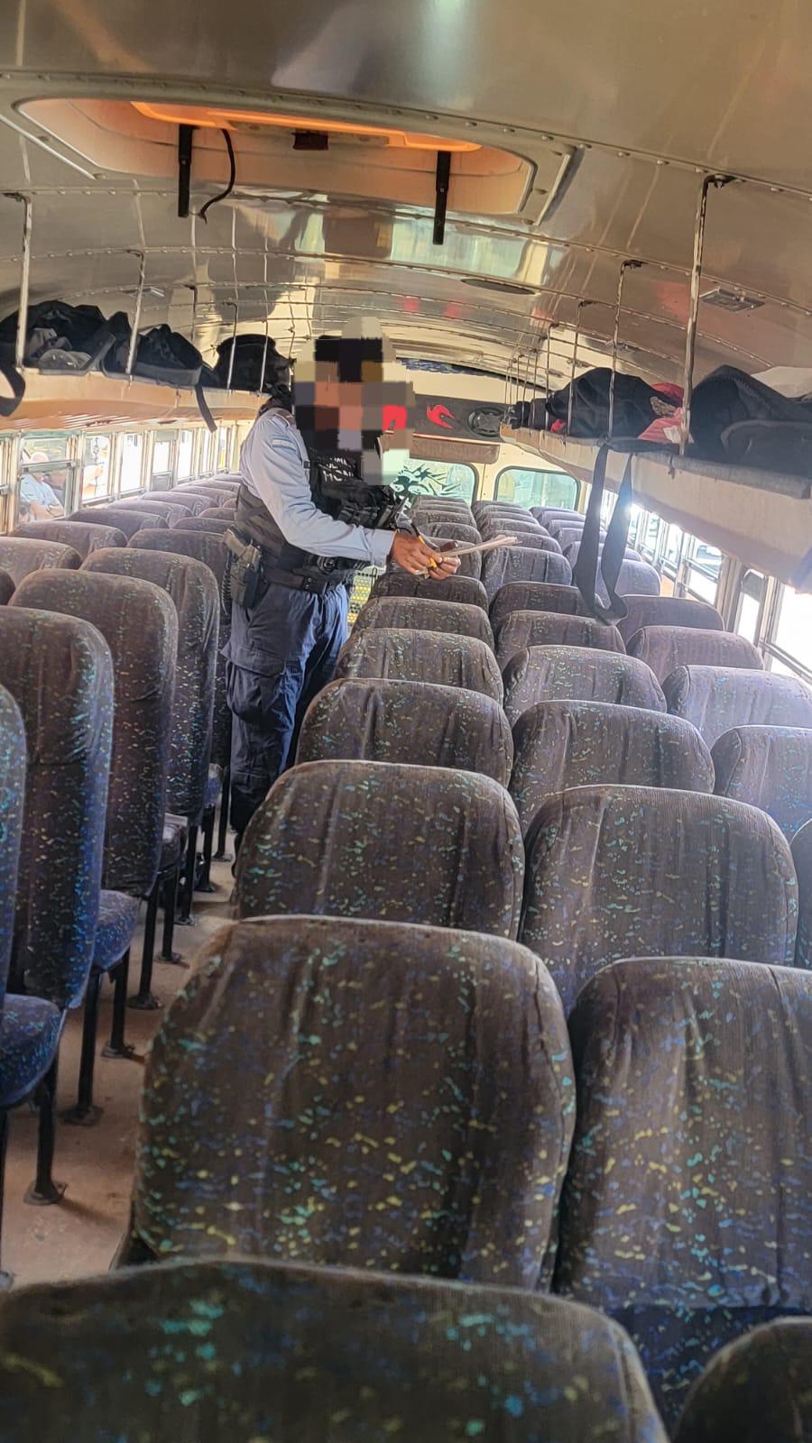 Decomisan armas de fuego a aficionados del Real España previo a partido ante Olimpia